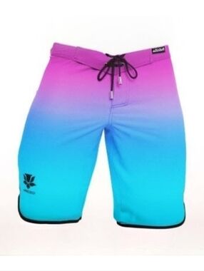 NWT Mens Gradient Blue-Pink Boardshorts By Narcizo. Size L